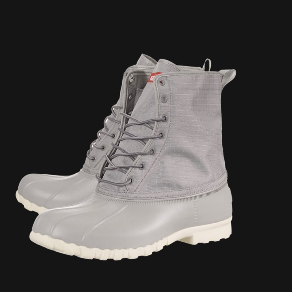 NEW in the box!!! Native JIMMY pigeon grey boot!